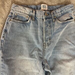 BDG Slim Straught Blue Jeans with Vintage Wash